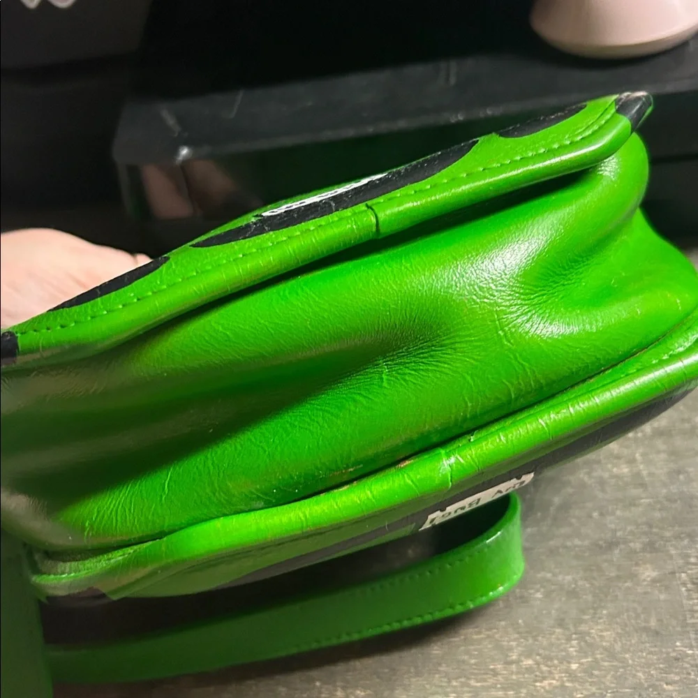 Vintage Coach Chester‎ Bag 9901 90s Hand painted Custom Leather Kelly Green - Picture 7 of 7